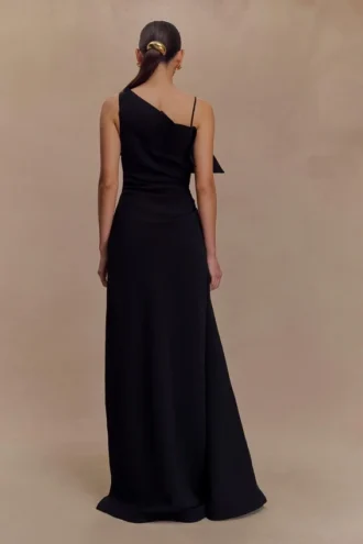 Adalyn crêpe maxi-jurk met één schouder – Zwart