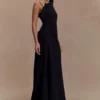 Adalyn crêpe maxi-jurk met één schouder – Zwart Adalyn crêpe maxi-jurk met één schouder – Zwart