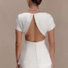 Adeline satijnen top met korte mouwen – Wit Adeline satijnen top met korte mouwen – Wit