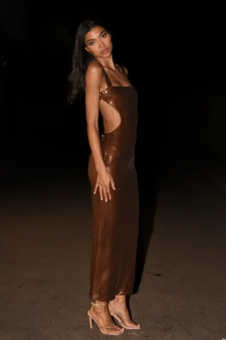 Adoria maxi-jurk met pailletten en uitsnijdingen – Chocoladebruin