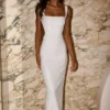 Adoria Maxi-jurk met pailletten en uitsnijdingen – Wit Adoria Maxi-jurk met pailletten en uitsnijdingen – Wit