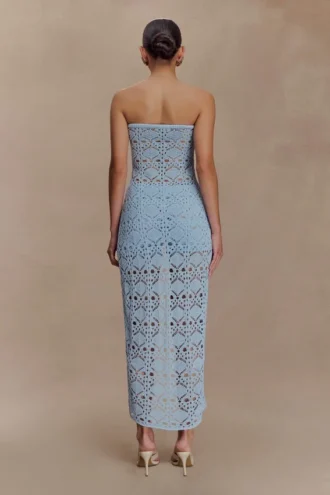 Aeline strapless top van gehaakt breiwerk – Hemelsblauw