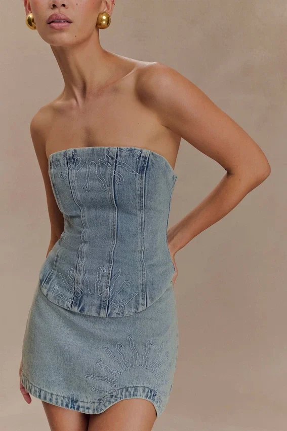 Alessia geborduurd Denim-corset – licht vintage Alessia geborduurd Denim-corset – licht vintage
