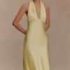Alice satijnen halter maxi-jurk – Lemon Alice satijnen halter maxi-jurk – Lemon