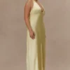 Alice satijnen halter maxi-jurk – Lemon Alice satijnen halter maxi-jurk – Lemon