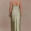 Alice satijnen halter maxi-jurk – salie