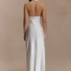 Alice satijnen halter maxi-jurk – Wit Alice satijnen halter maxi-jurk – Wit