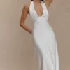 Alice satijnen halter maxi-jurk – Wit Alice satijnen halter maxi-jurk – Wit