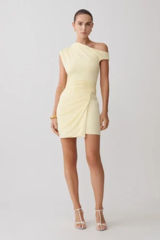 Alyn mini-jurk met gedrapte schouderbandjes – Lemon