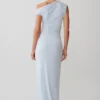 Alyn off-shoulder gedrapeerde maxi-jurk – lichtblauw Alyn off-shoulder gedrapeerde maxi-jurk – lichtblauw