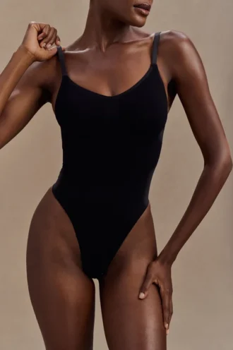 Alyssa rugloze shapewear bodysuit – Zwart
