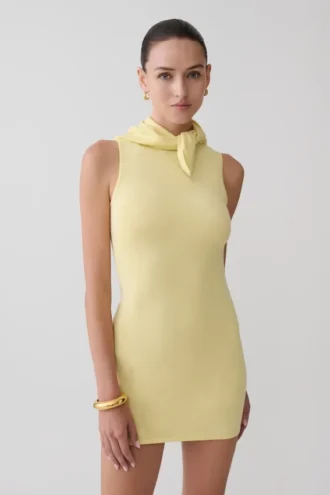 Amilee gebreide mini-jurk met sjaal – Lemon