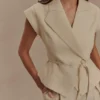 Andina linnen top met korte mouwen – naturel beige Andina linnen top met korte mouwen – naturel beige