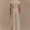 Andina linnen top met korte mouwen – naturel beige Andina linnen top met korte mouwen – naturel beige
