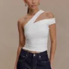 Anna modale top met één schouder – Wit Anna modale top met één schouder – Wit