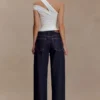 Anna modale top met één schouder – Wit Anna modale top met één schouder – Wit