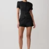 Anne satijnen minishort – Zwart Anne satijnen minishort – Zwart