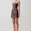 Anouk mini-jurk van imitatieleer zonder bandjes – Merlot Anouk mini-jurk van imitatieleer zonder bandjes – Merlot