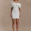 Aphrodite mini-jurk van crêpe met blote schouders – ivoor Aphrodite mini-jurk van crêpe met blote schouders – ivoor
