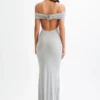 Arna off-shoulder maxi-jurk met strass – Zilver Arna off-shoulder maxi-jurk met strass – Zilver