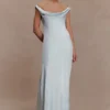 Ashley maxi-jurk met cowl-hals van kant en satijn – IJsblauw Ashley maxi-jurk met cowl-hals van kant en satijn – IJsblauw