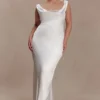 Ashley maxi-jurk met cowl-hals van kant en satijn – ivoor Ashley maxi-jurk met cowl-hals van kant en satijn – ivoor