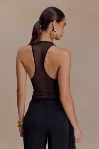 Aspyn slinky en mesh top – Zwart