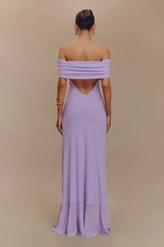 Audrey off-shoulder maxi-jurk van mesh – lila
