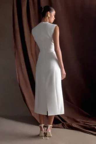 Audrine Suiting mouwloze midi-jurk – ivoor