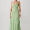 Aurelia Chiffon Maxi Jurk – Sage Aurelia Chiffon Maxi Jurk – Sage