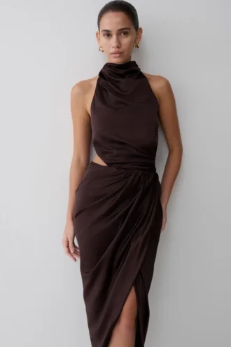 Aveline gedrapeerde halter midi-jurk – donkere chocoladebruin