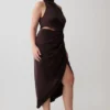 Aveline gedrapeerde halter midi-jurk – donkere chocoladebruin Aveline gedrapeerde halter midi-jurk – donkere chocoladebruin