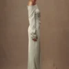 Avery maxi-jurk met lange mouwen – Salie Avery maxi-jurk met lange mouwen – Salie