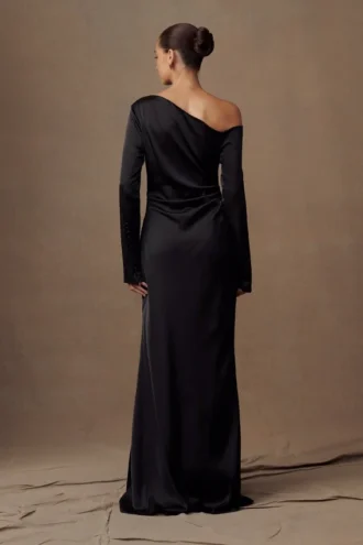 Avery maxi-jurk met lange mouwen – Zwart
