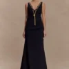 Axton maxi-jurk met lage halslijn – Zwart Axton maxi-jurk met lage halslijn – Zwart