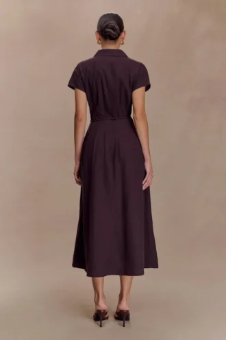 Aysha linnen midi-jurk met knopen – Chocoladebruin