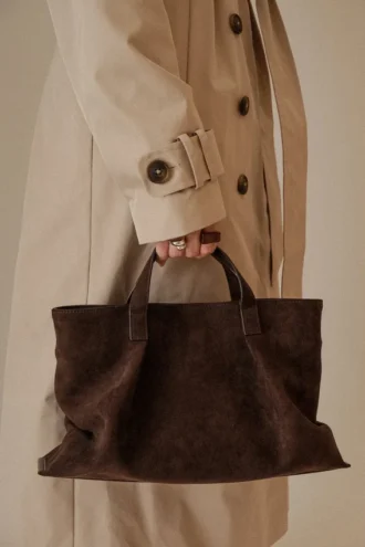 Baylor tas van imitatiesuède – Chocoladebruin Baylor tas van imitatiesuède – Chocoladebruin