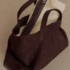 Baylor tas van imitatiesuède – Chocoladebruin Baylor tas van imitatiesuède – Chocoladebruin