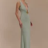 Beck Plunge maxi-jurk met bloemenversieringen – Basil Beck Plunge maxi-jurk met bloemenversieringen – Basil
