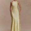 Bella satijnen halter maxi-jurk – Lemon Bella satijnen halter maxi-jurk – Lemon
