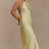 Bella satijnen halter maxi-jurk – Lemon Bella satijnen halter maxi-jurk – Lemon