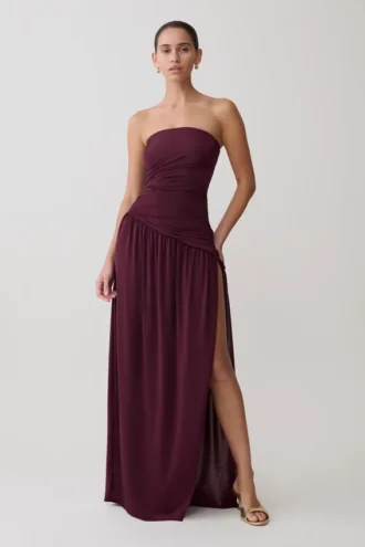 Bex strapless slinky maxi-jurk met split – bordeaux