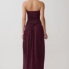 Bex strapless slinky maxi-jurk met split – bordeaux Bex strapless slinky maxi-jurk met split – bordeaux