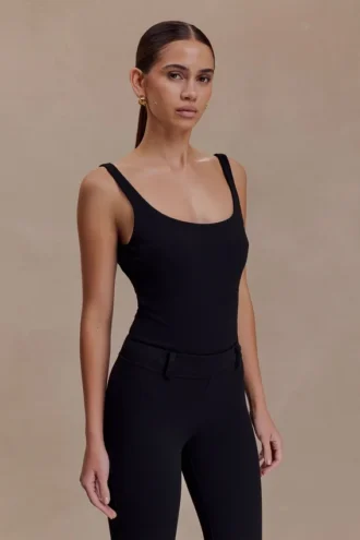 Blanca stretch crêpe cami-top – Zwart