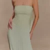 Caira chiffon sjaal maxi-jurk – salie Caira chiffon sjaal maxi-jurk – salie