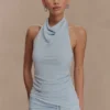 Calandra Slinky haltertop met metalen details – Lichtblauw Calandra Slinky haltertop met metalen details – Lichtblauw