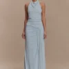 Calandra Slinky haltertop met metalen details – Lichtblauw Calandra Slinky haltertop met metalen details – Lichtblauw