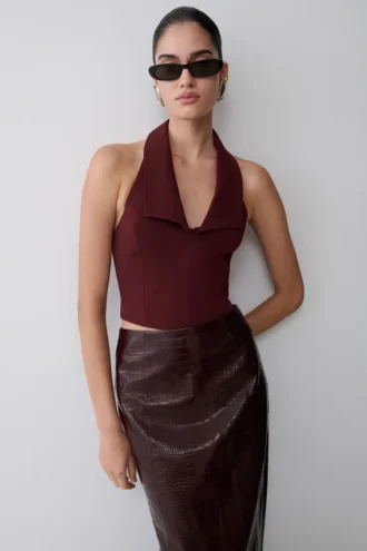 Calla mouwloze haltertop met kraag – Merlot