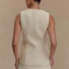 Camilla bouclé mouwloos vest – ivoor Camilla bouclé mouwloos vest – ivoor