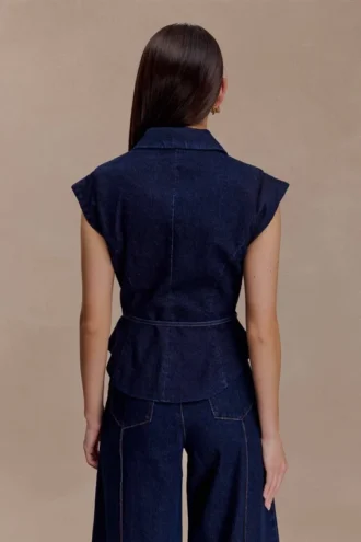 charley gestructureerde denim top met strik indigoblauw 2 330x495 - Charley gestructureerde Denim-top met strik - Indigoblauw